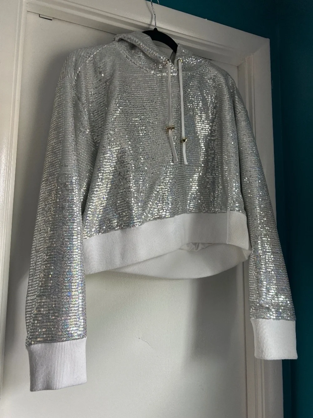 Peloton Brittany Allen Sparkle cropped sweatshirt
